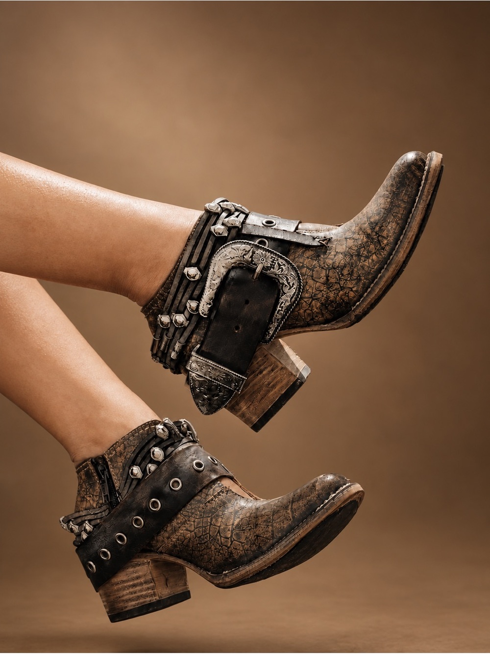 SOLD OUT Freebird Saloon Bronze Multi Leather Booties Size 7 NIB